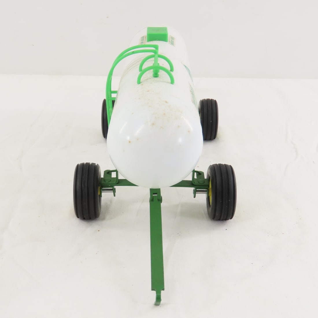 2 Toy Farmer Anhydrous Ammonia Tank Wagons - 15
