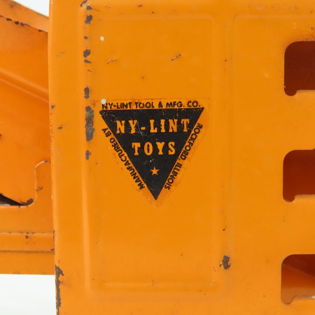 1950s Nylint Adams Pressed Steel TraveLoader - 11