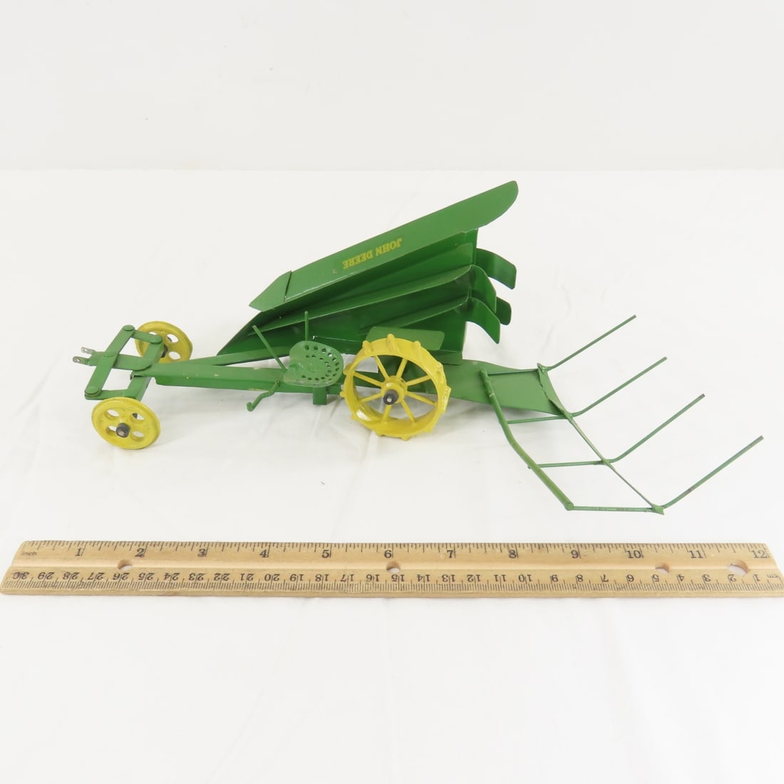 TJ Vintage Custom J Deere Horse Drawn Corn Binder - 2
