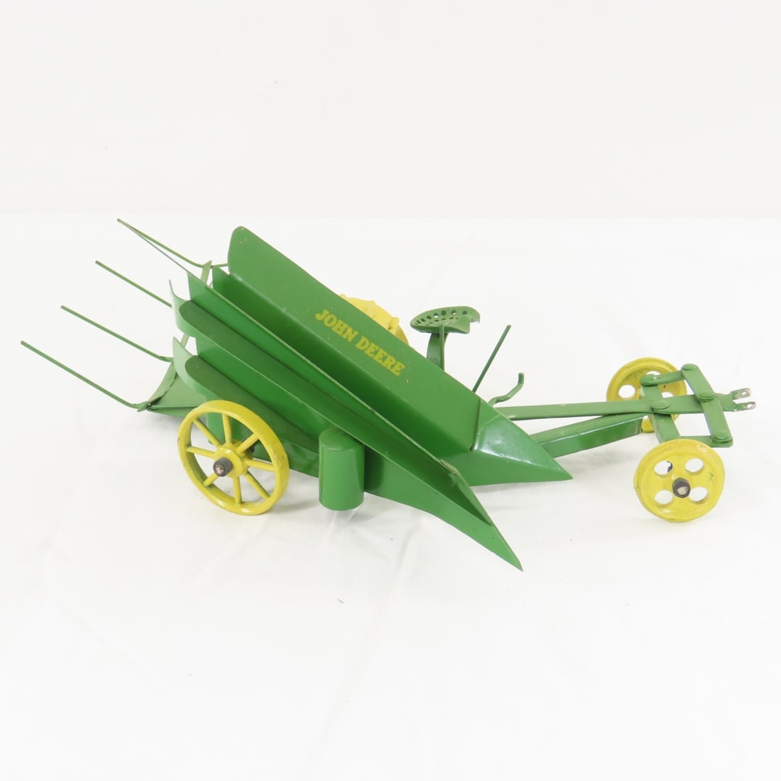 TJ Vintage Custom J Deere Horse Drawn Corn Binder - 6