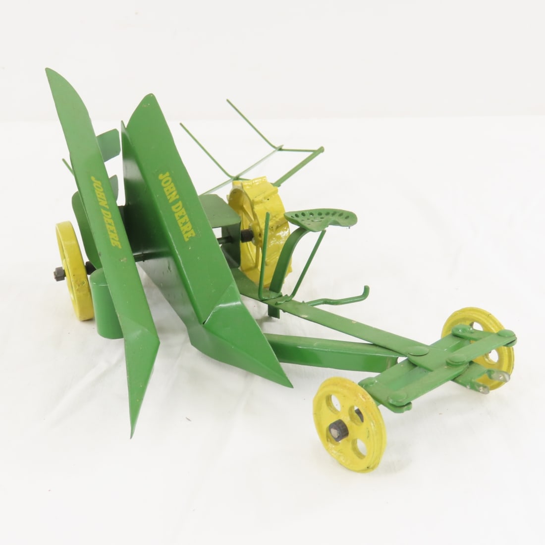 TJ Vintage Custom J Deere Horse Drawn Corn Binder - 7