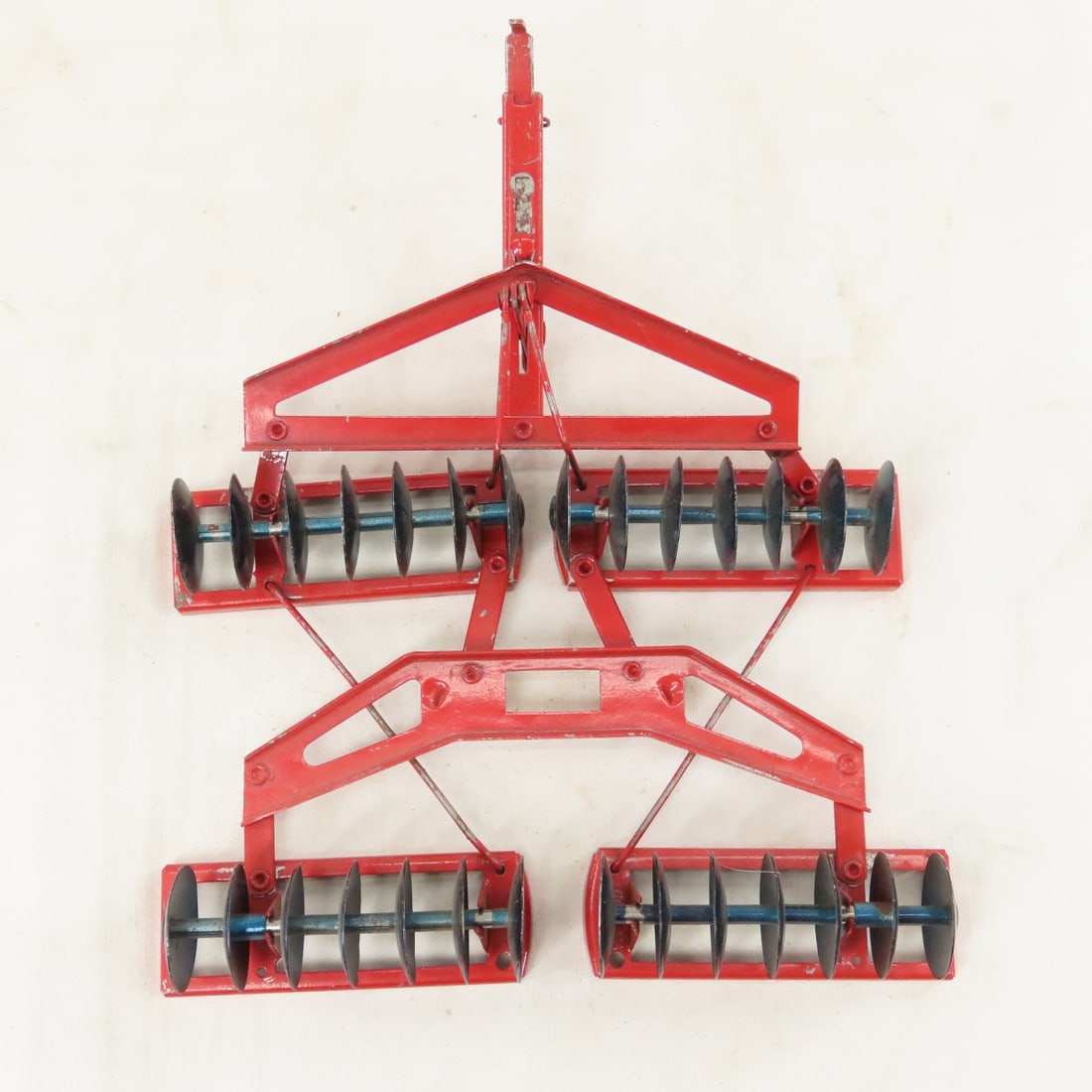 Eska IH McCormick Disc Harrow & Elevator - 16