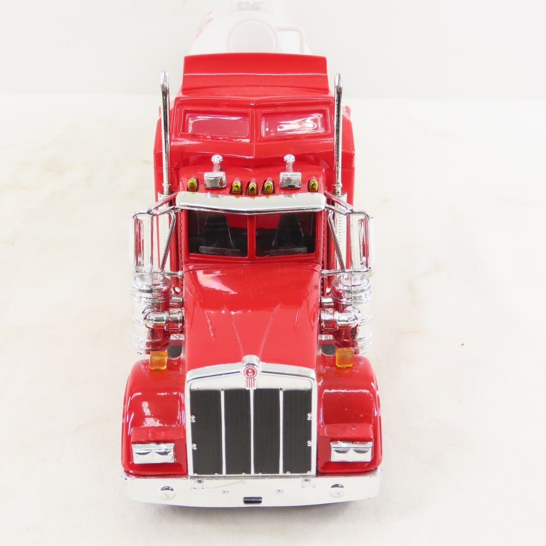 2 Peterbilt & 1 Kenworth Tractors with 3 tankers - 5