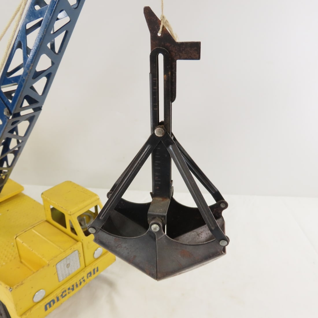 Nylint Clark Michigan Model TX24 Clamshell Crane - 18
