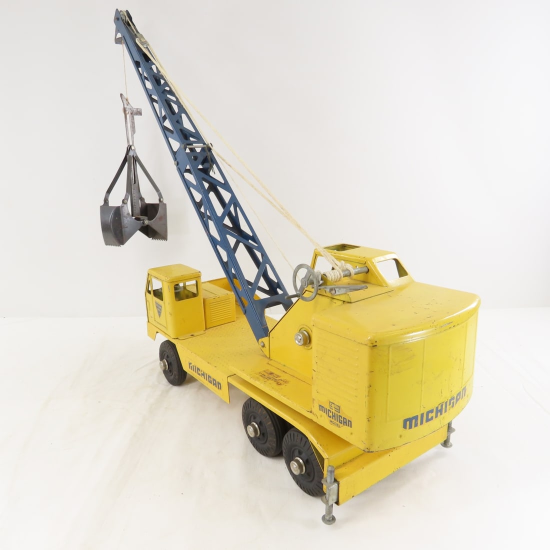 Nylint Clark Michigan Model TX24 Clamshell Crane - 3