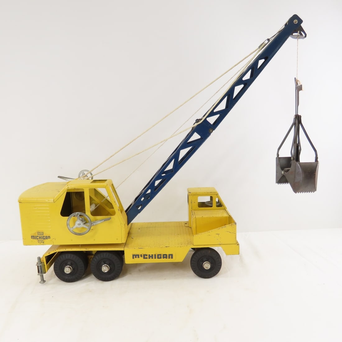 Nylint Clark Michigan Model TX24 Clamshell Crane - 6