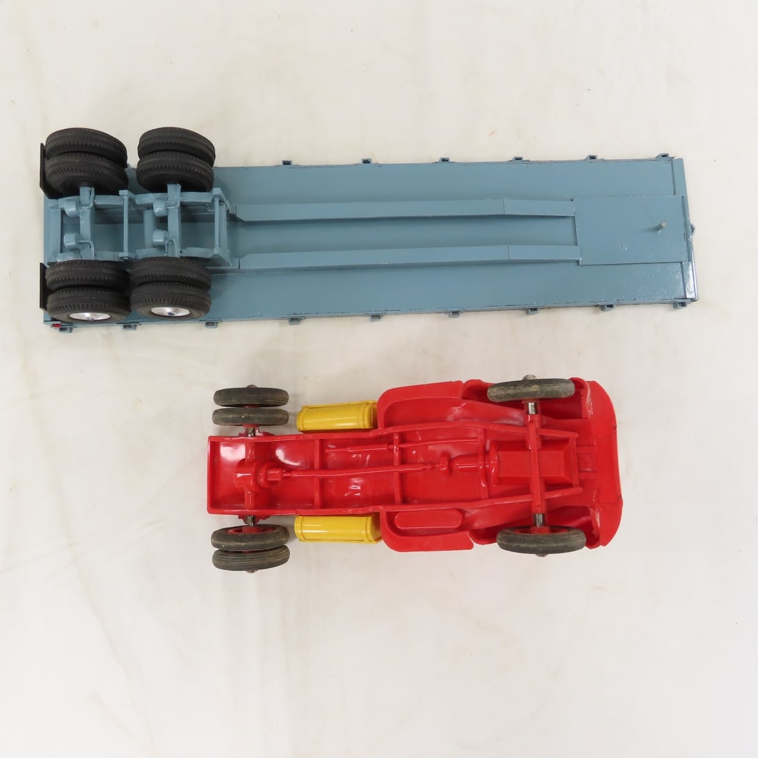 Custom Wood Flat Bed Trailer with Plastic Truck - 10