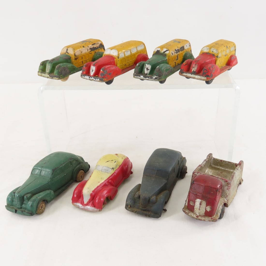 5 Vintage Sun Rubber & 3 Auburn Rubber Toy Cars: 5 Vintage Sun Rubber & 3 Auburn Rubber Toy Cars - 1 Auburn is missing front axle and wheels, and a second is missing 1 wheel. LOT SIZE: 7x5x4" 1 LB All information and photos, which are part of the
