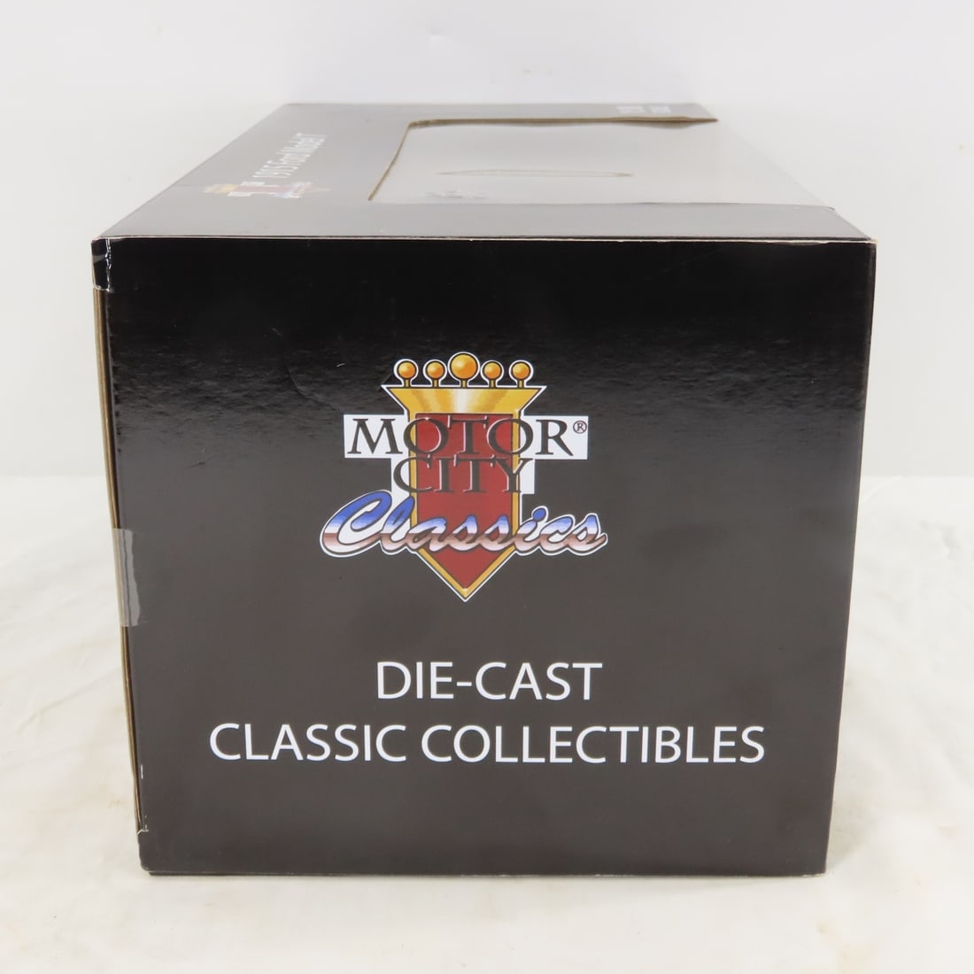 Motor City Classics 1915 Ford Model T 1/18 in Box - 3