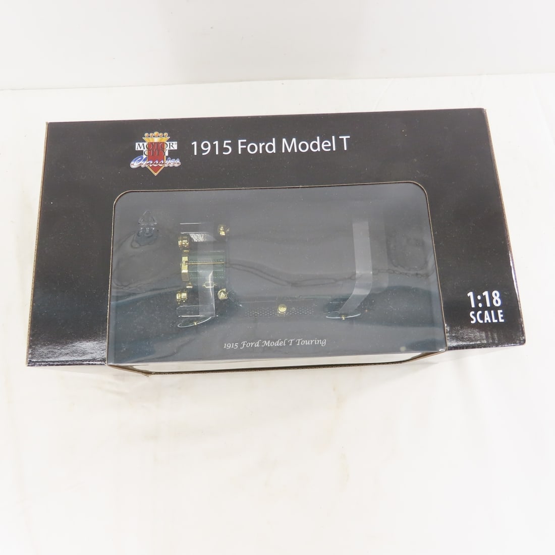 Motor City Classics 1915 Ford Model T 1/18 in Box - 6