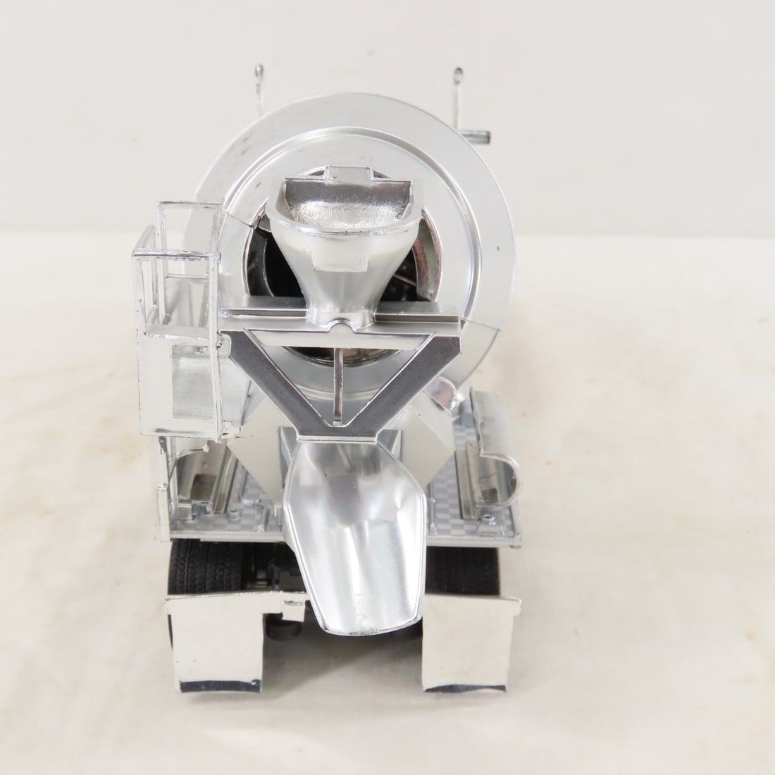 New Ray Garbage, Cement & Livestock Trucks - 11
