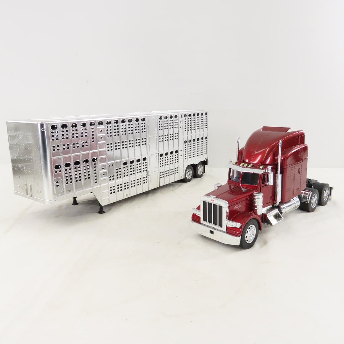 New Ray Garbage, Cement & Livestock Trucks - 8