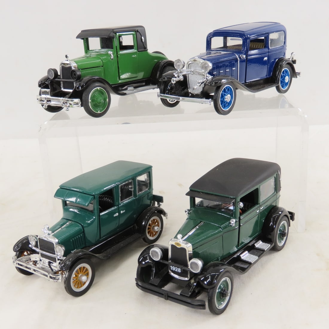 13 New Ray & Other 1/32 Diecast Cars - 10