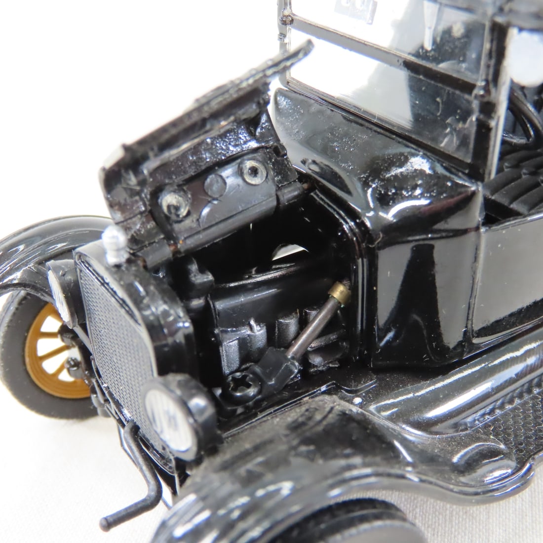 13 New Ray & Other 1/32 Diecast Cars - 17