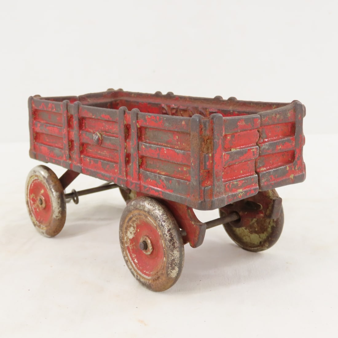 1920's Arcade Cast Iron 286H Farm Wagon - 3