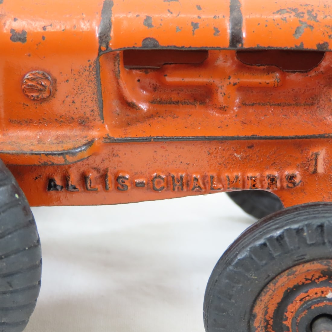Arcade Cast Iron Allis- Chalmers Tractor & Wagon - 13