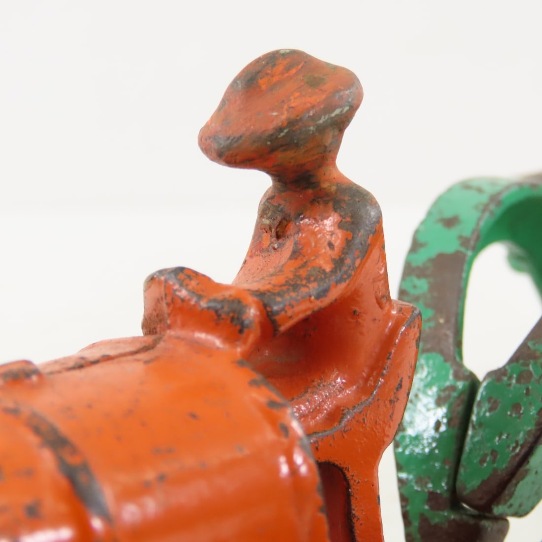 Arcade Cast Iron Allis- Chalmers Tractor & Wagon - 15