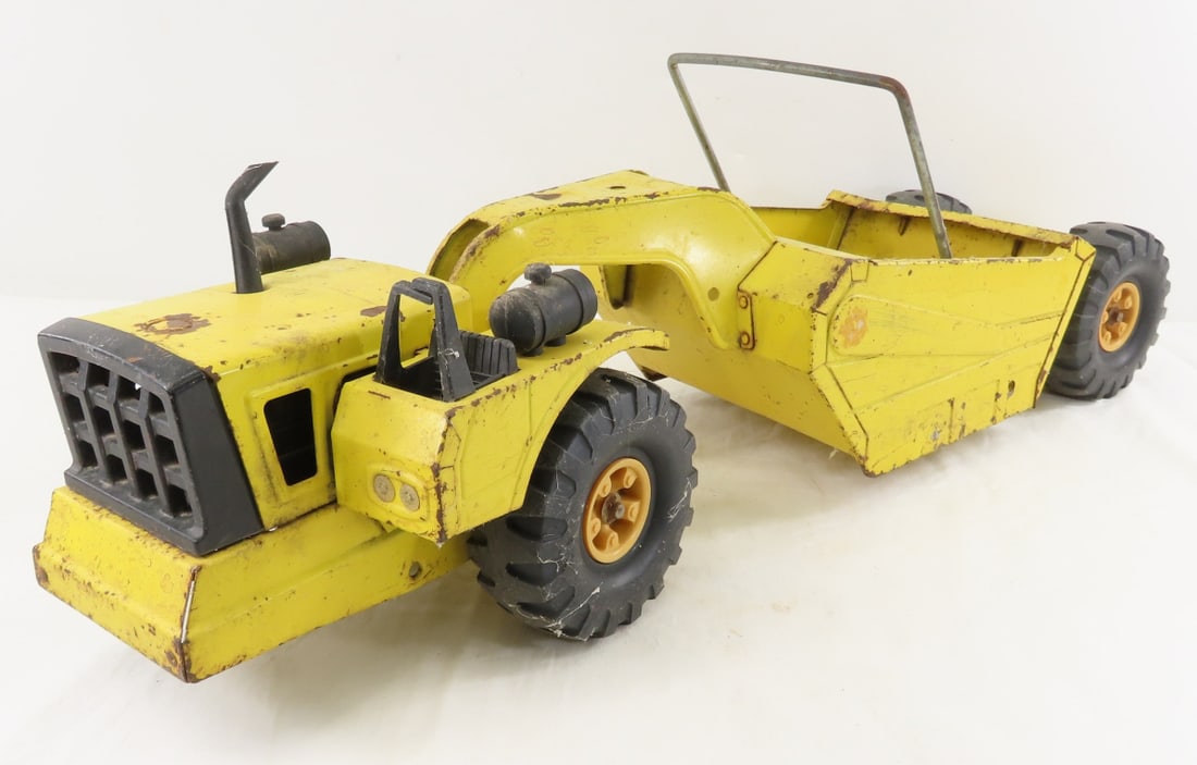Vintage Mighty Tonka Pressed Steel Scraper: Vintage Mighty Tonka Pressed Steel Scraper - heavy wear, LOT SIZE: 28x10x10" 10 LBS All information and photos, which are part of the description, are intended to be as accurate as possible, but