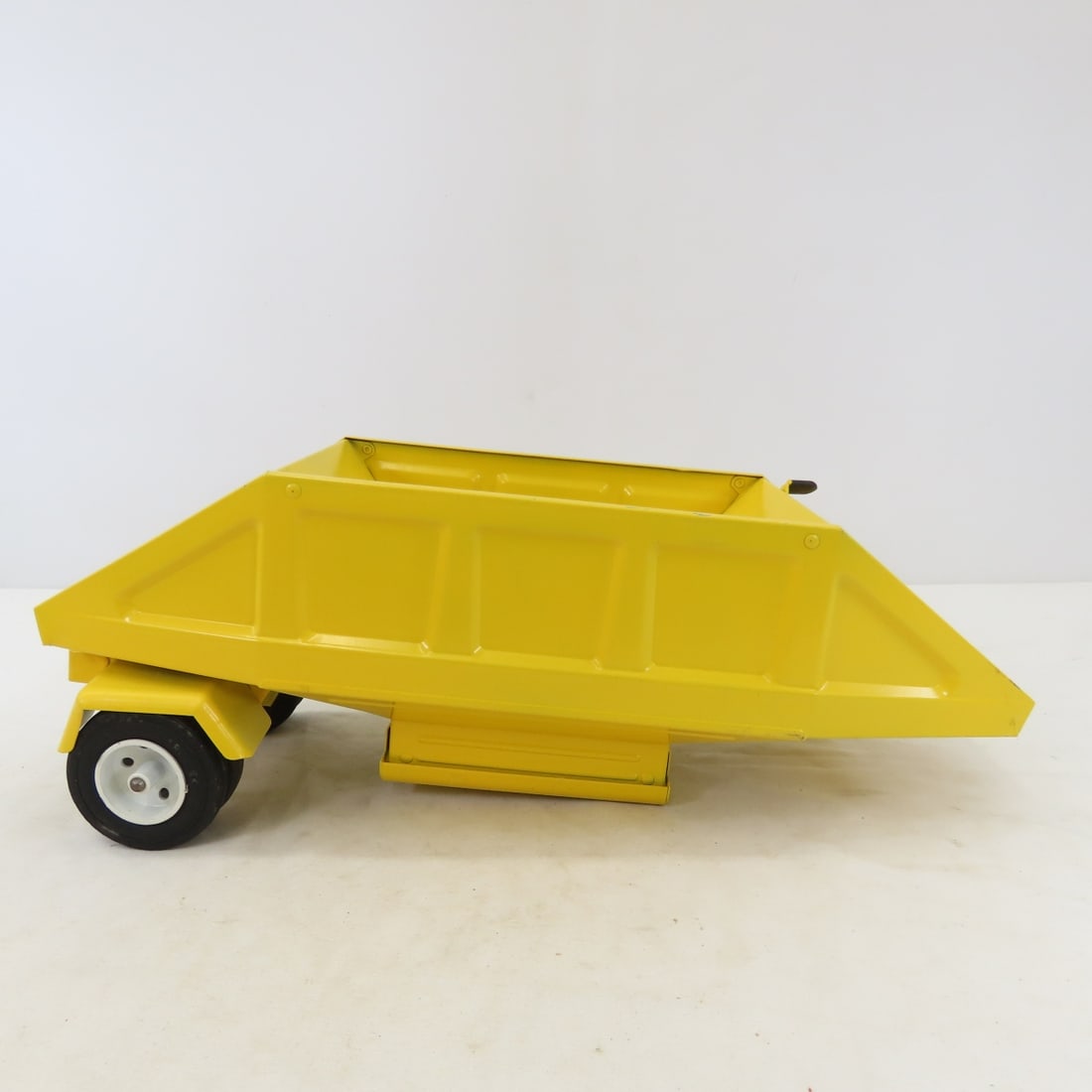 Nylint Semi Truck, Bottom Dump & Log Hauler - 16