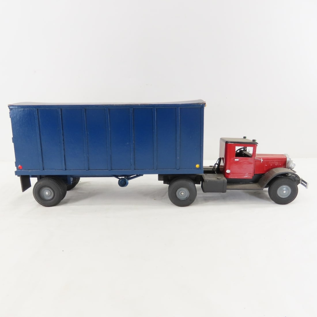 Custom Wood Model Tractor & Trailer - 6