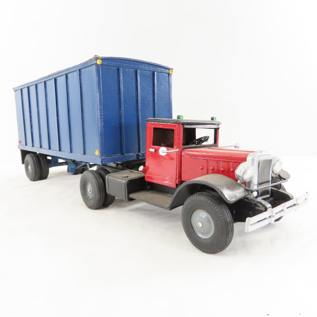 Custom Wood Model Tractor & Trailer - 7