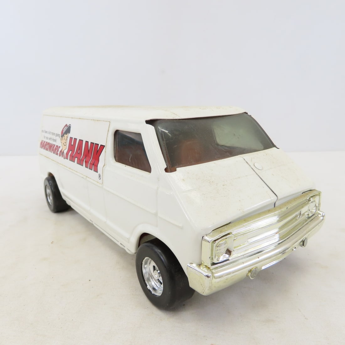 ERTL Hardware Hank 1/16 Diecast Van - 7
