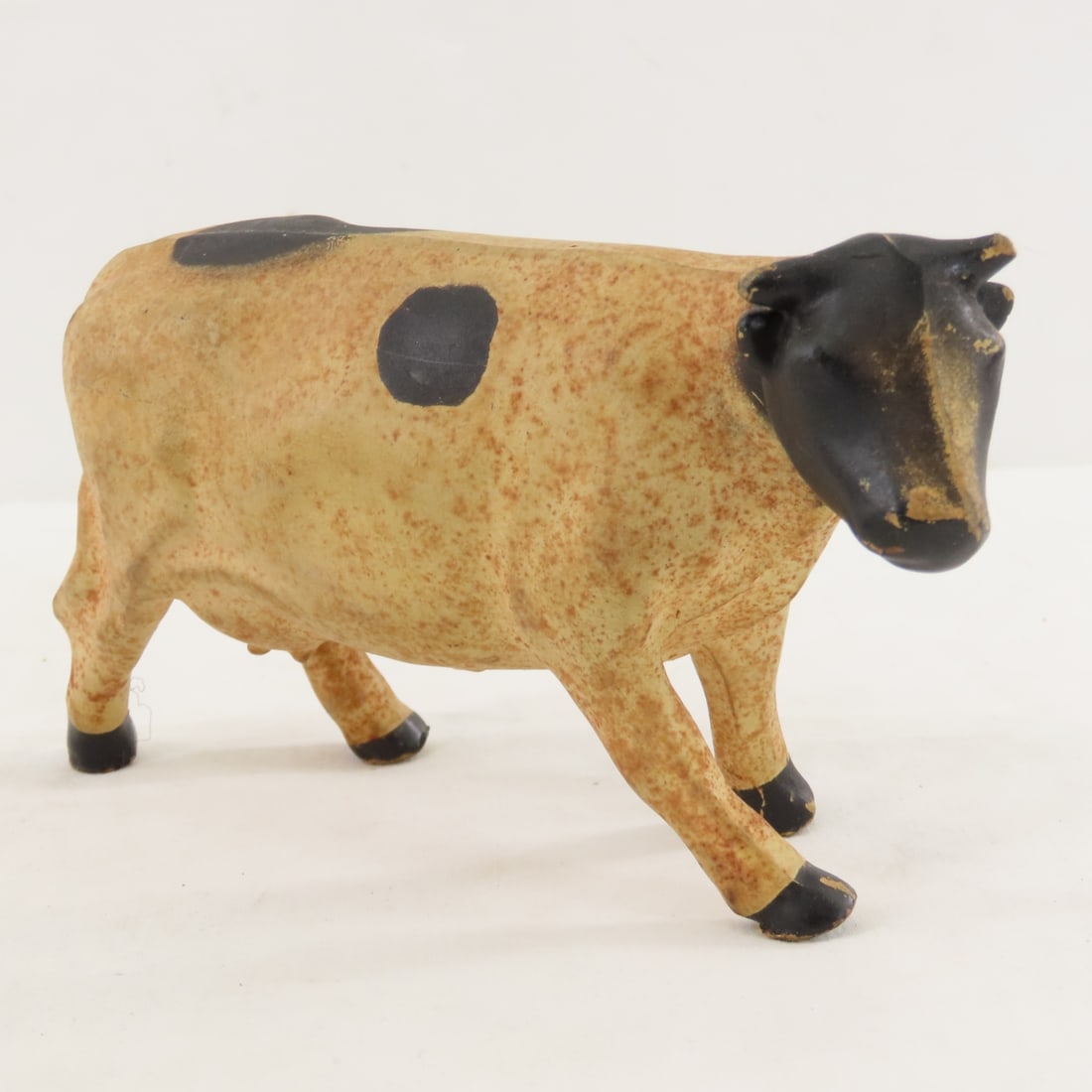 2 Made in Italy Holsteins & 2 Wall Hangings - 6