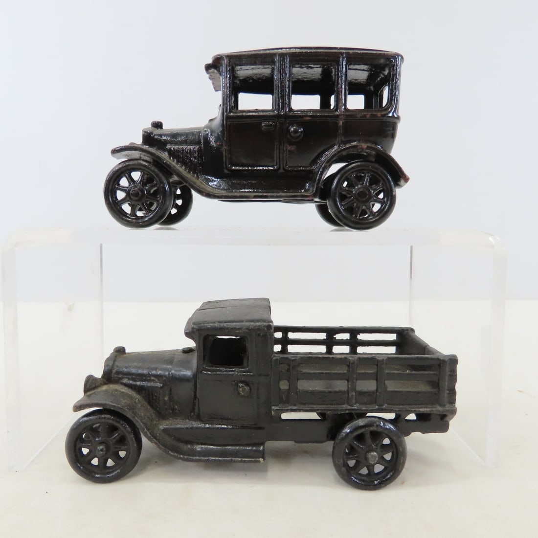 1 Arcade & 5 Other Cast Iron Toy Cars - 15