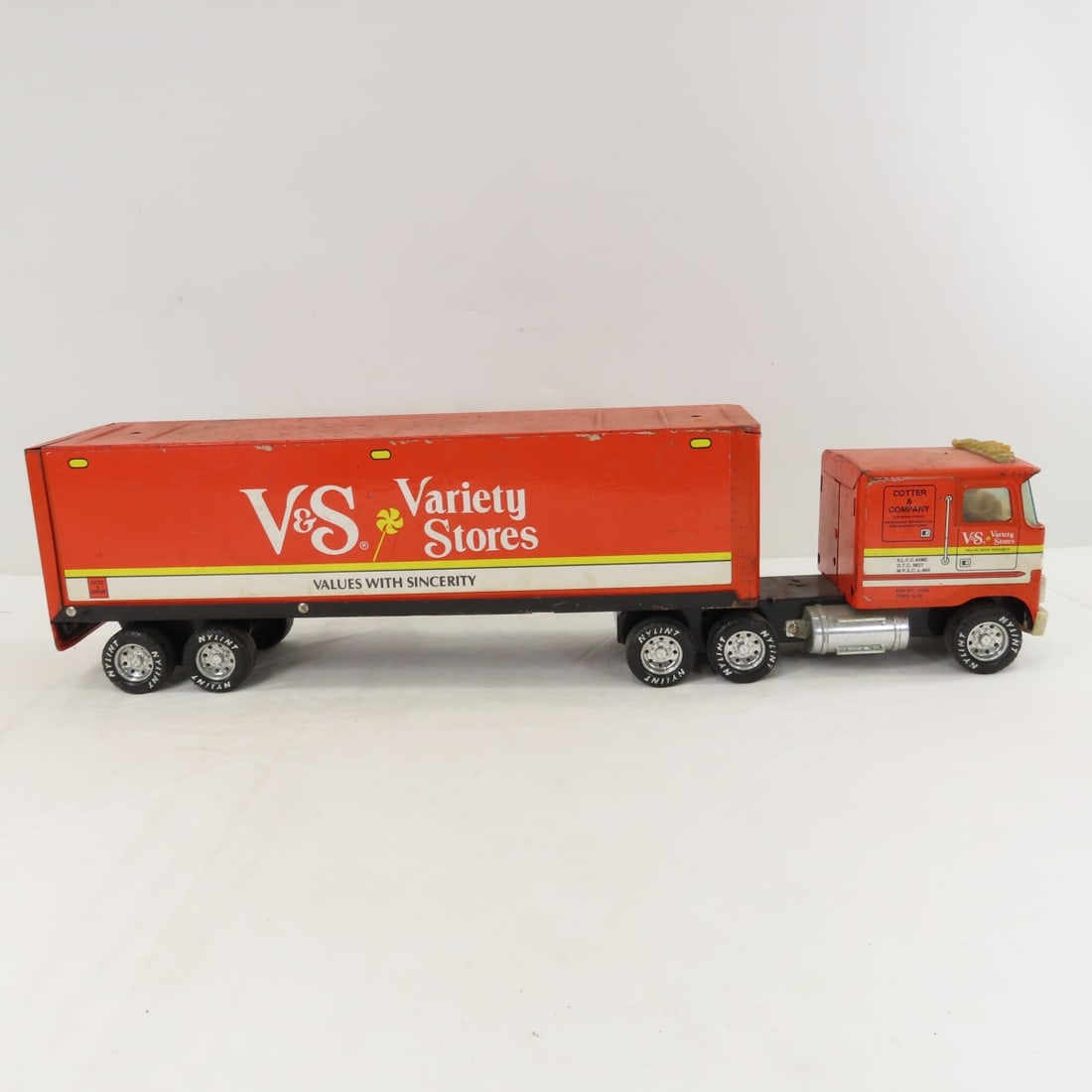 Vintage Nylint V&S Variety Stores Tractor Trailer - 6