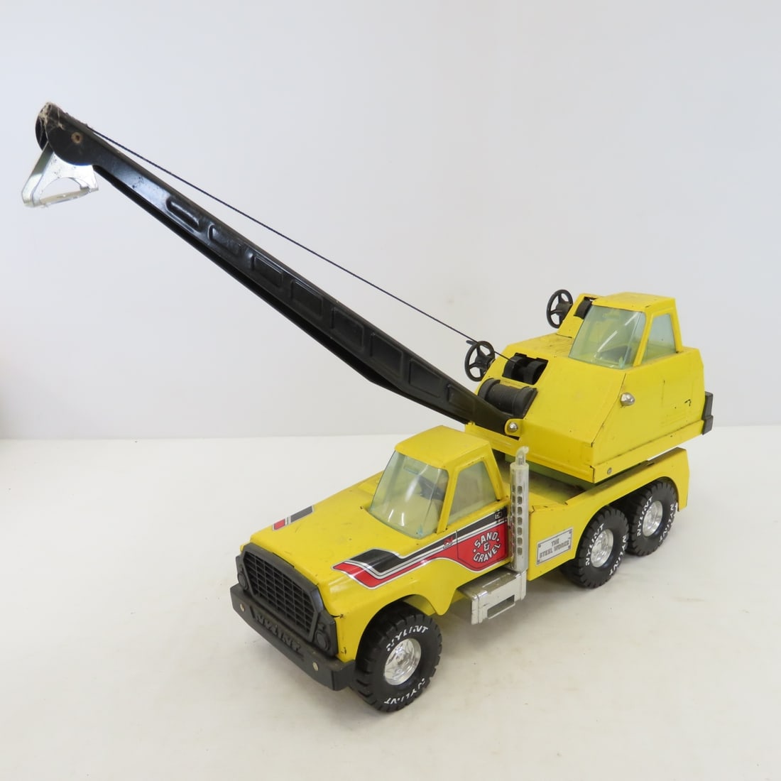 1980s Nylint Dump Truck & 6 Wheel Crane - 10