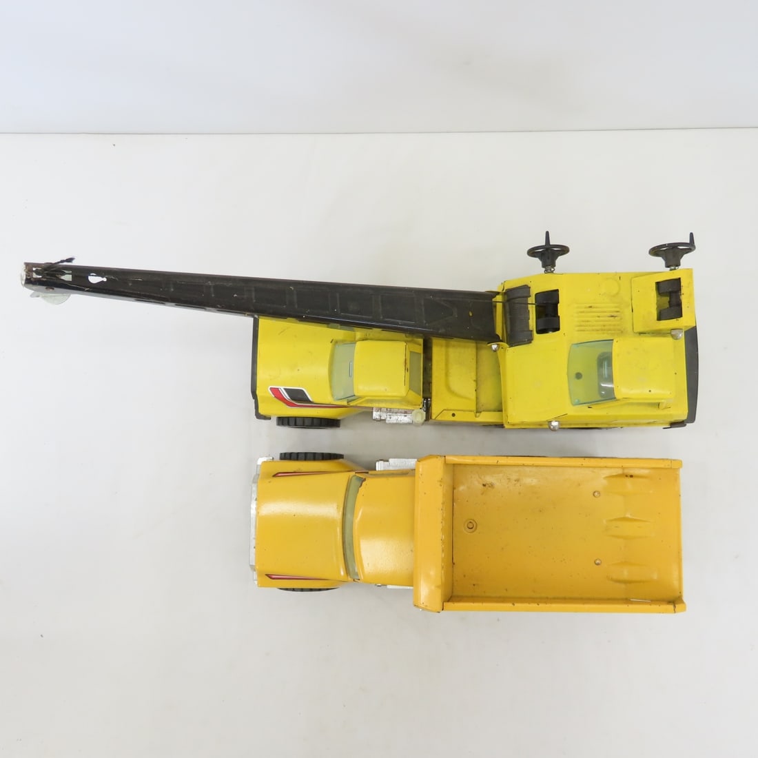 1980s Nylint Dump Truck & 6 Wheel Crane - 18
