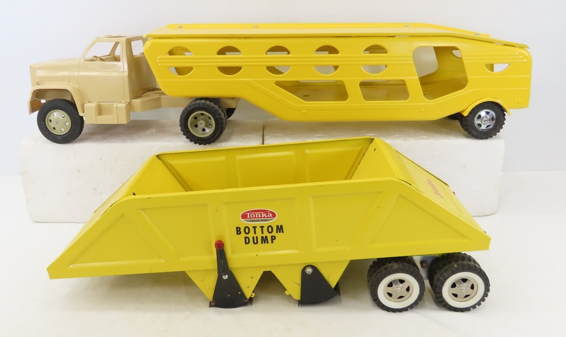 Marx Truck & Tonka Repainted Bottom Dump & Hauler: Marx Truck & Tonka Repainted Bottom Dump & Hauler - Marx truck is plastic, both Tonka are pressed steel- repainted, 1/18 diecast, LOT SIZE: 21x14x12" 10 LBS All information and photos, which are part