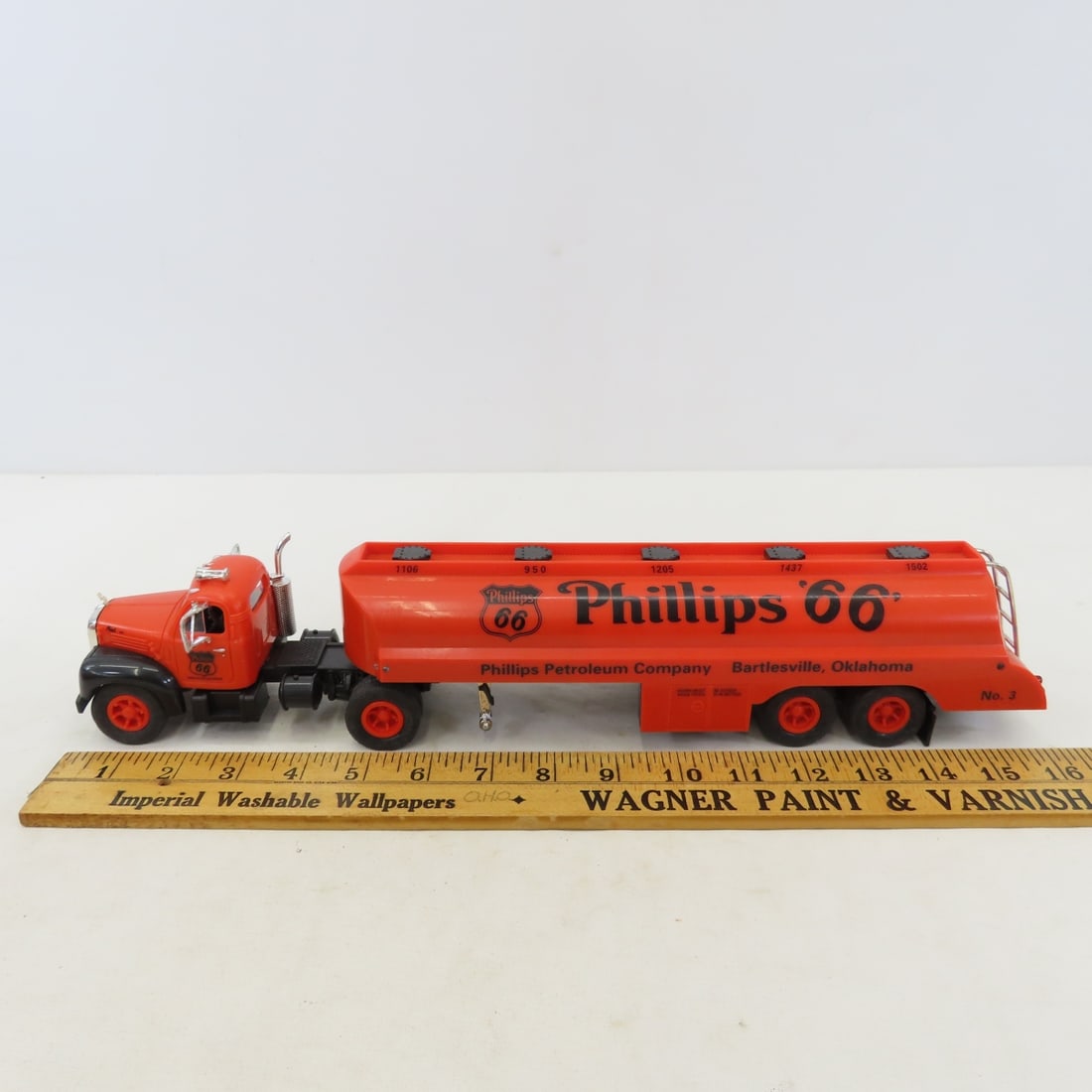 3 Plastic Truck & 3 Metal Car Banks, all have keys - 2