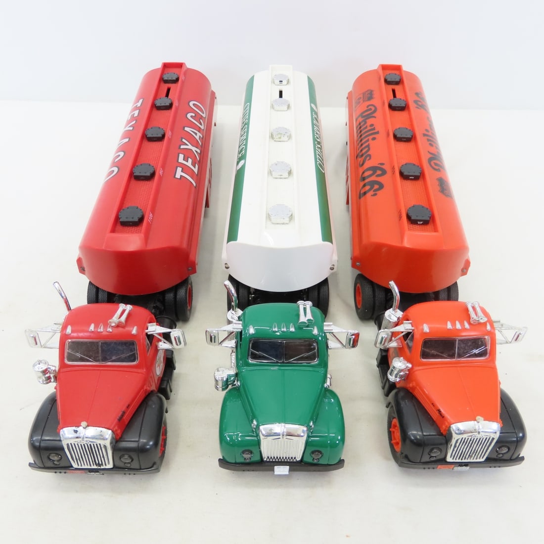 3 Plastic Truck & 3 Metal Car Banks, all have keys - 8