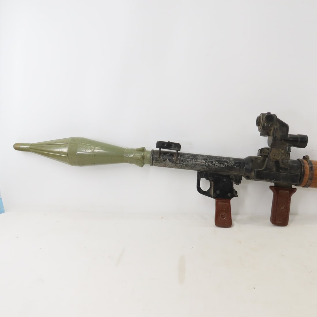 US Vietnam Era Rubber & Plastic RPG Trainer - 5