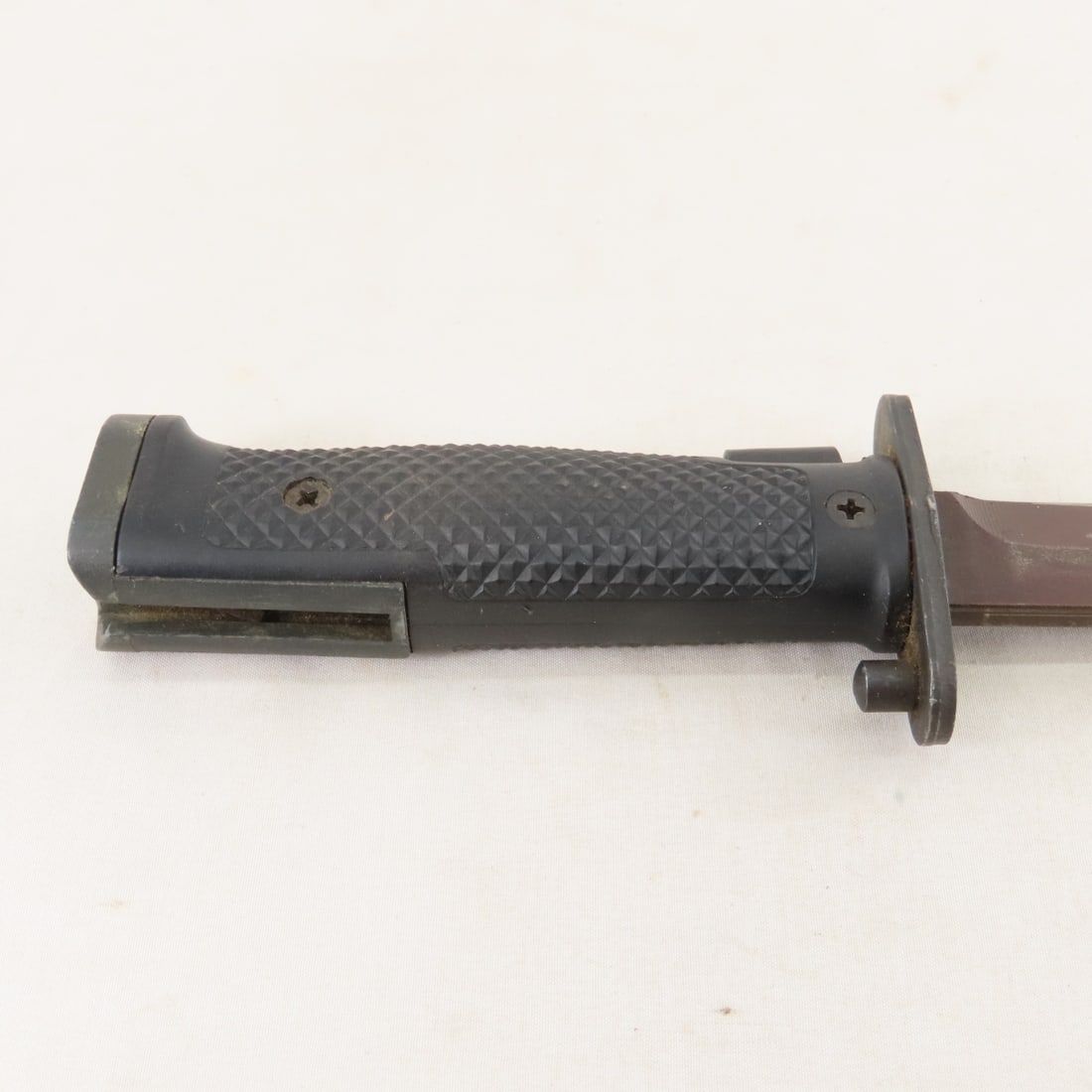 US M5A1 Bayonet in German USMA81 Scabbard - 4