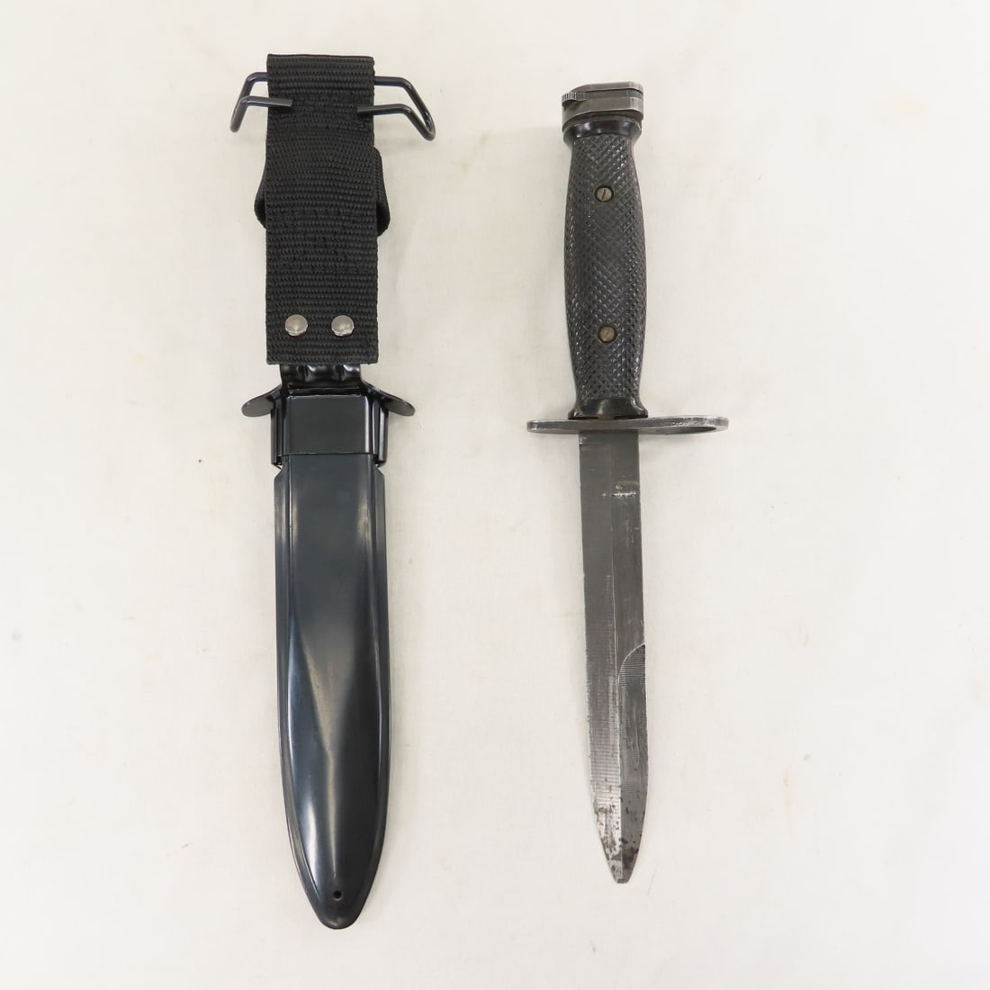 2 M7 BOC Bayonets with Scabbards - 3