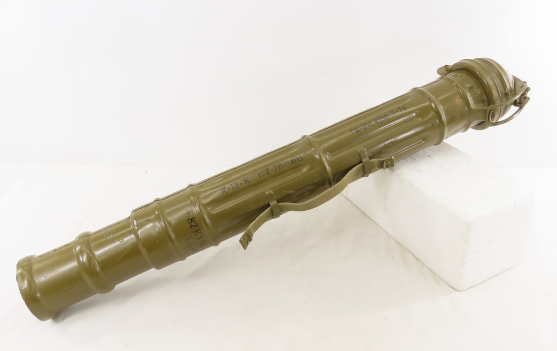Empty Soviet BK881M Anti Tank Round Transport Case (1 of 14)