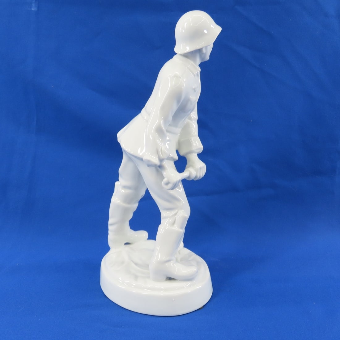 Karl Ens Porcelain German Grenade Thrower Figure - 3