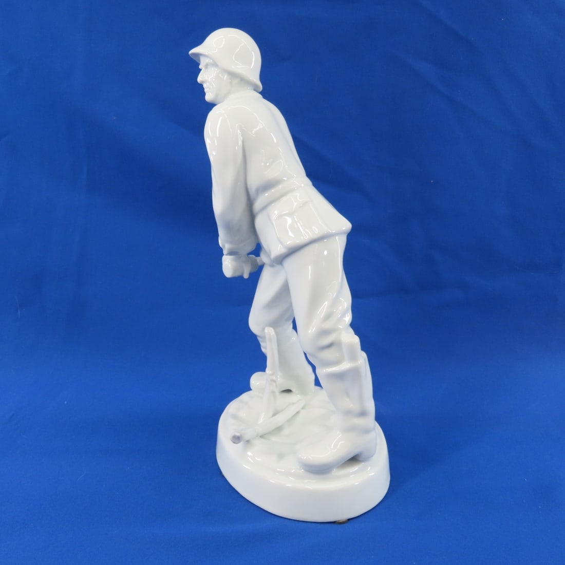 Karl Ens Porcelain German Grenade Thrower Figure - 6