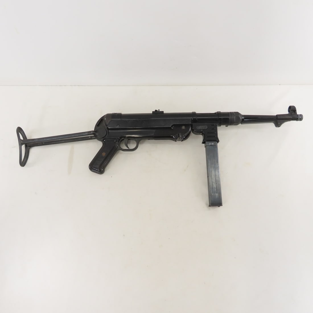 Replica MP-40 Blank 7mm Plug Fire Cap Gun - 2