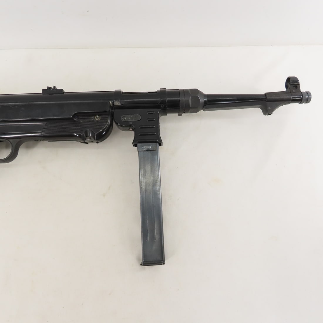 Replica MP-40 Blank 7mm Plug Fire Cap Gun - 4