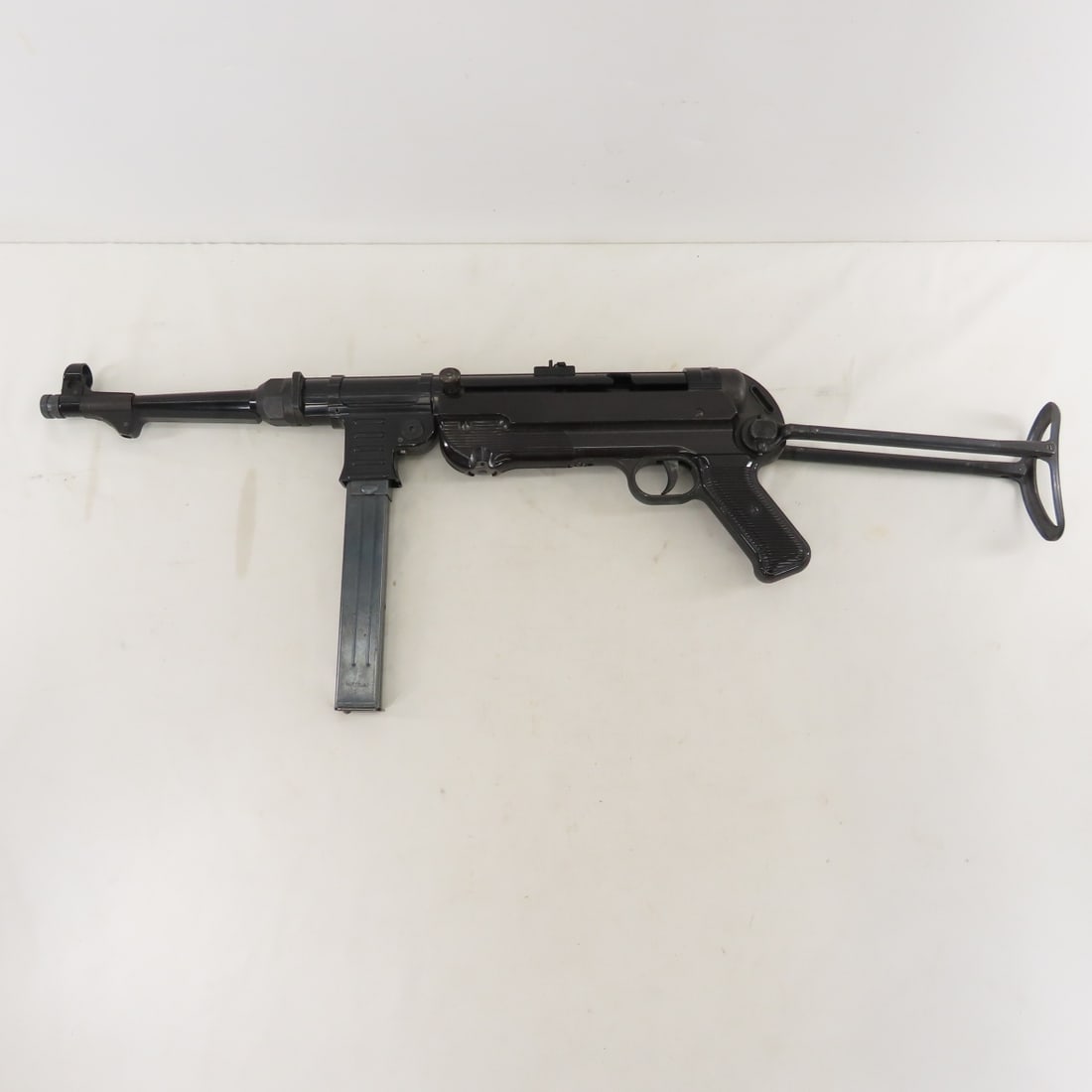Replica MP-40 Blank 7mm Plug Fire Cap Gun - 5