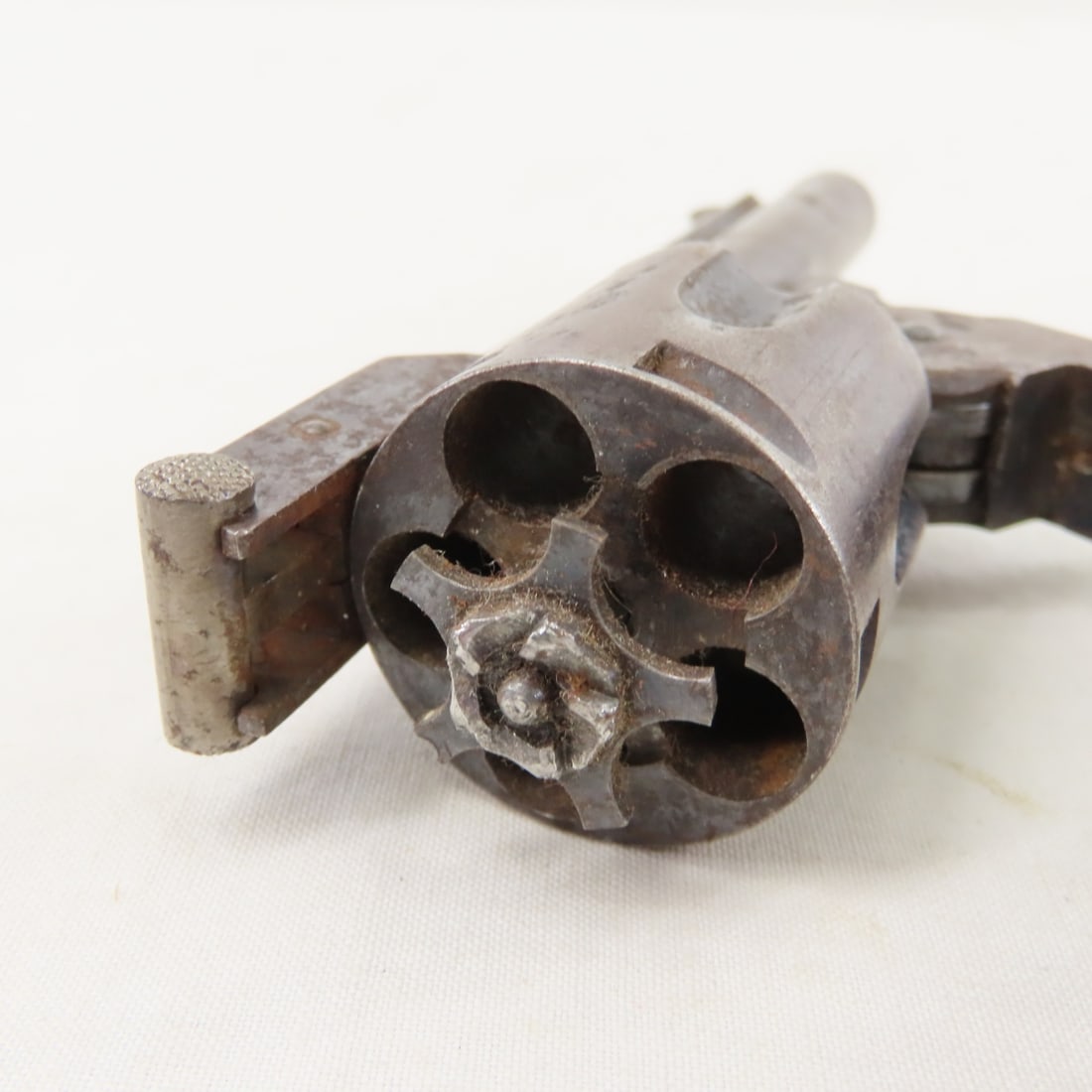 Iver Johnson 2nd Model Top Break .38 S&W revolver - 3