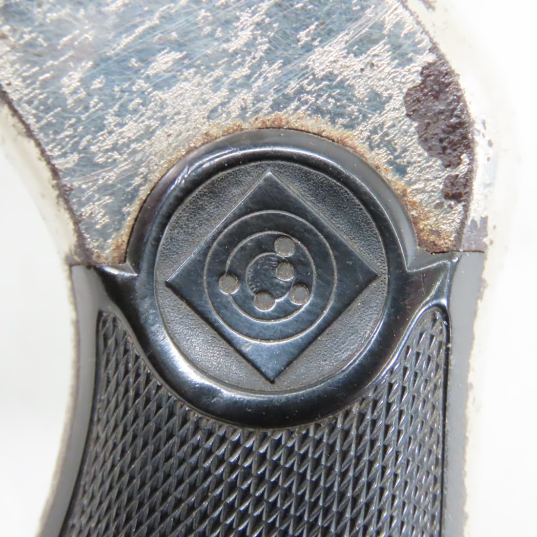 Harrington & Richardson 32 S&W CTGE Revolver - 10