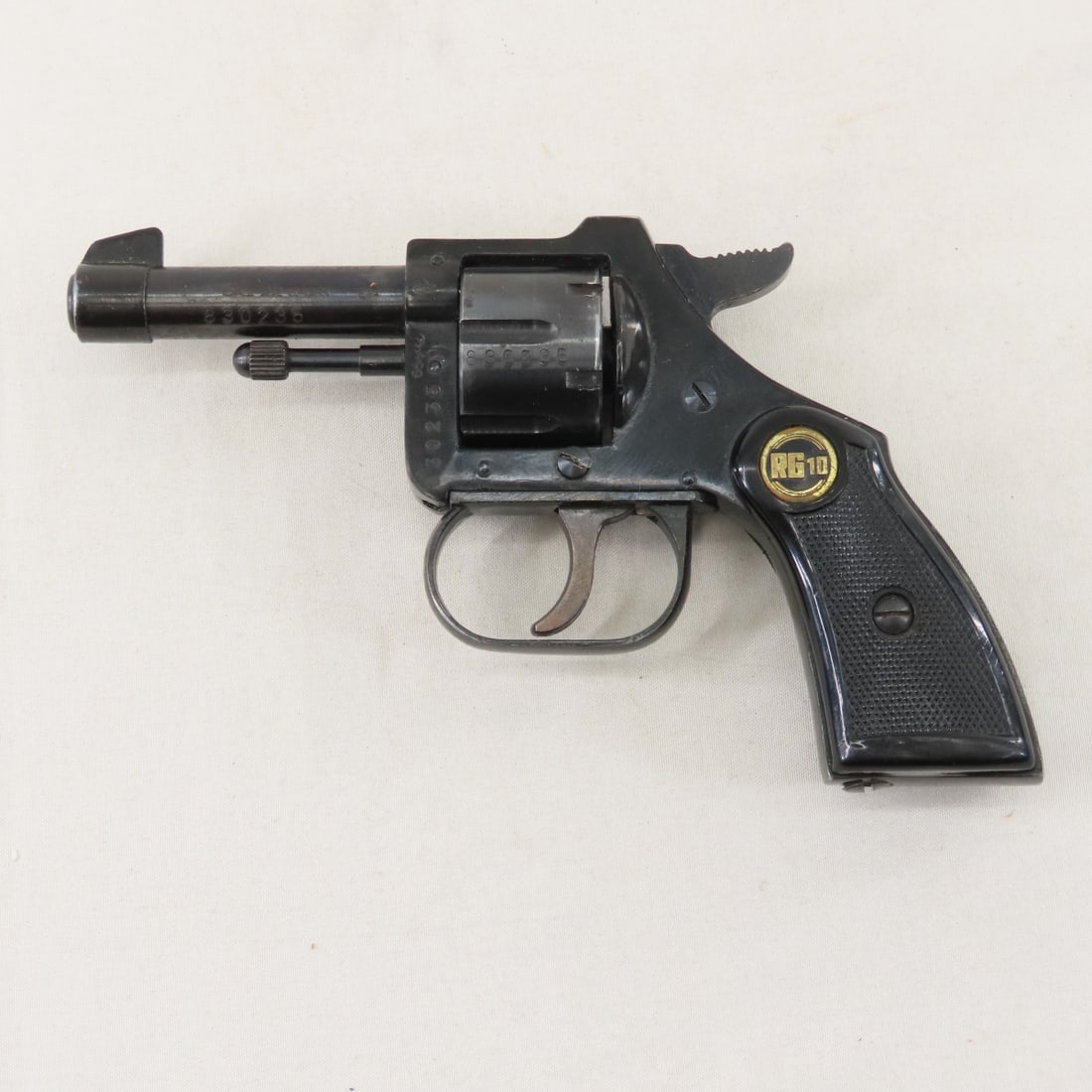 Rohm RG10 .22 Short Revolver with Holster - 3