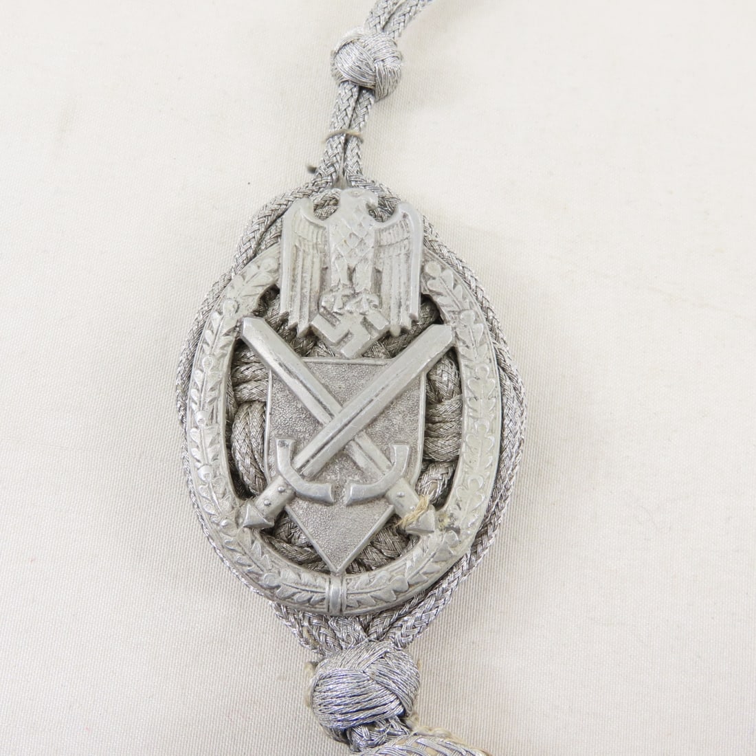 2 WWII German Heer Shooting Lanyards - 8