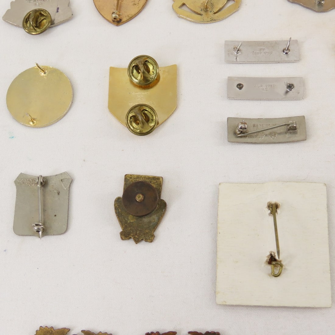 US Military & other Pins - 18
