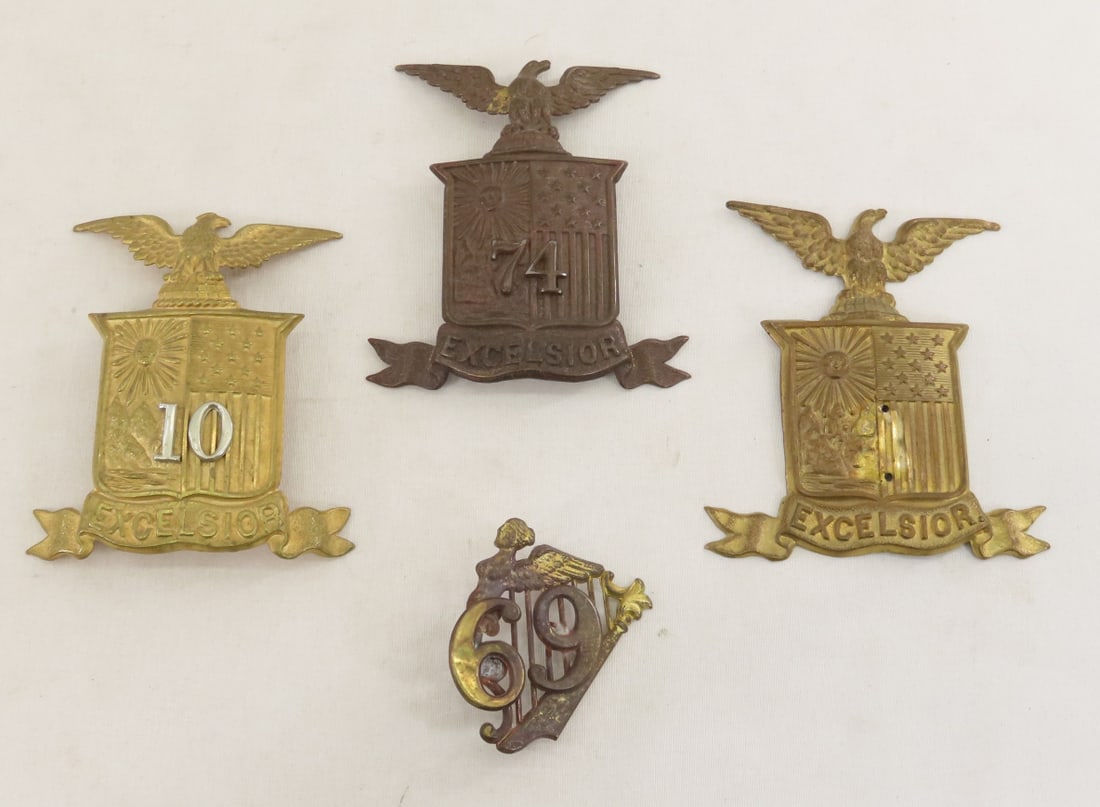 Pre-Civil War Era 8th Dragoons & Eagle Hat Plates (1 of 13)