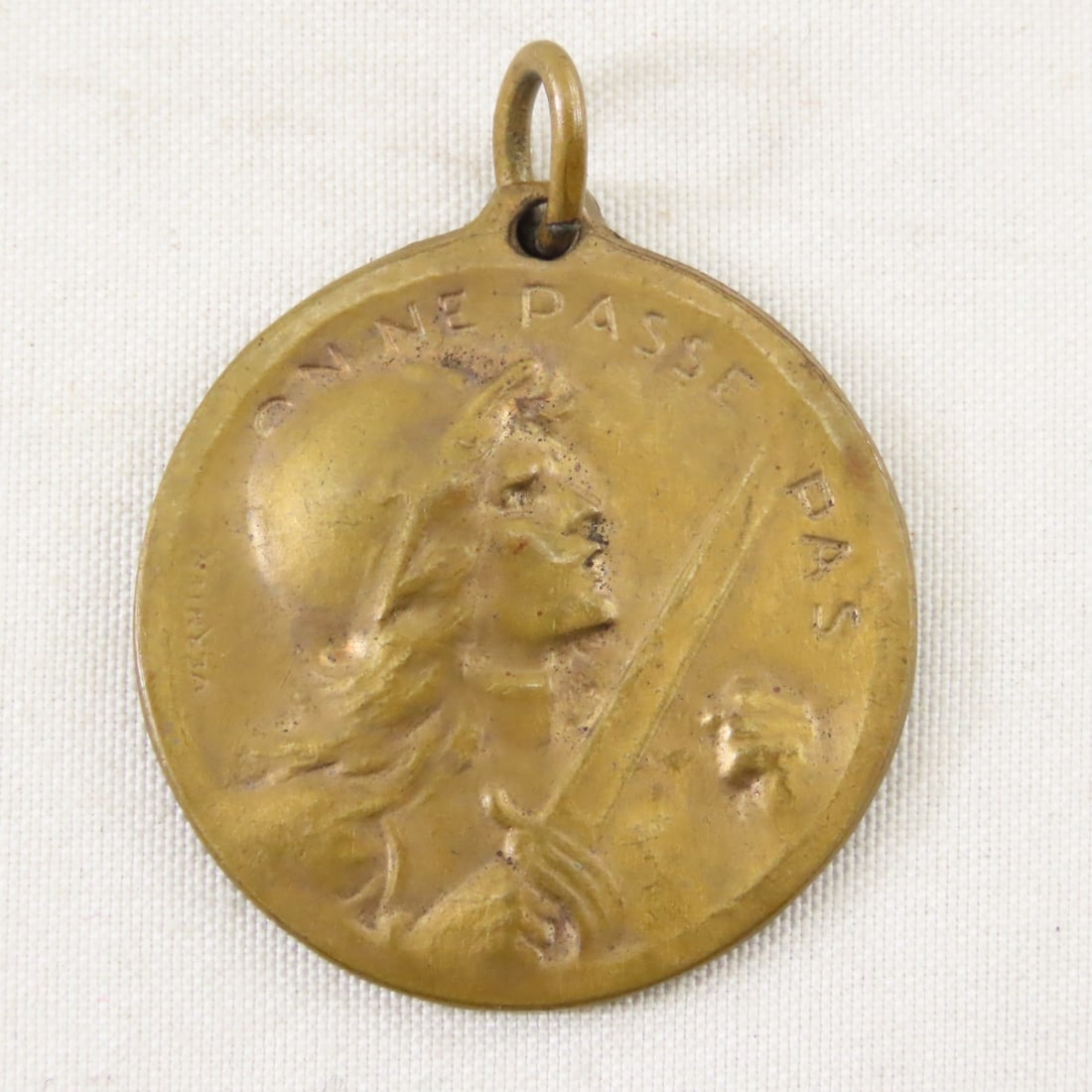 WWI French Verdun Defense medal & Army Badge - 6